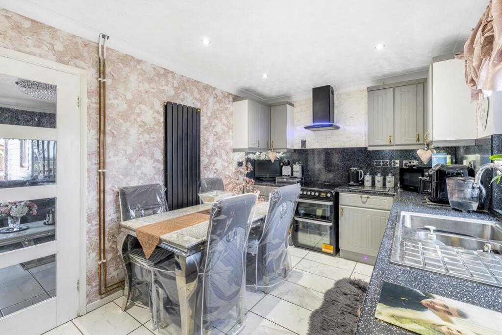Newlands Road, Surfleet, Spalding, Lincolnshire, PE11 photo 3