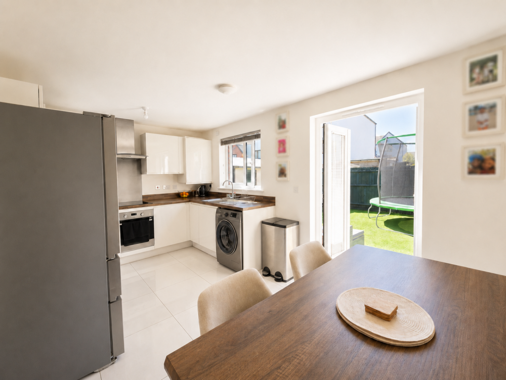 House in Cardiff - More