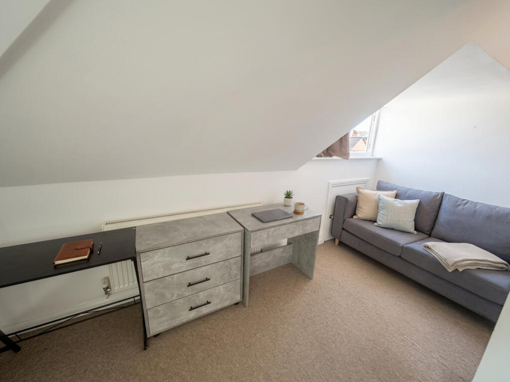 Apartment in Coventry - View 3