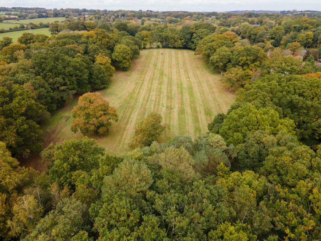 Salisbury Road Sherfield English, Romsey, Hampshire SO51 6FL - More