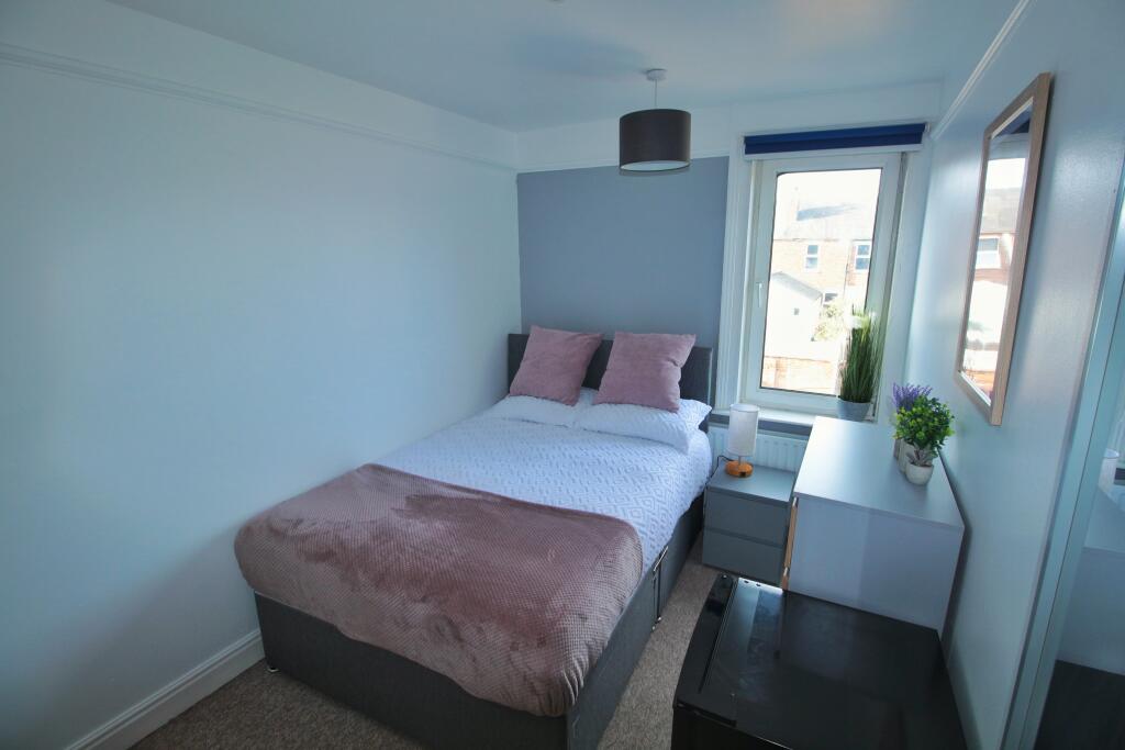 Main image of property: 20 Derwent Street, Lincoln, Lincolnshire, LN1 1SL
