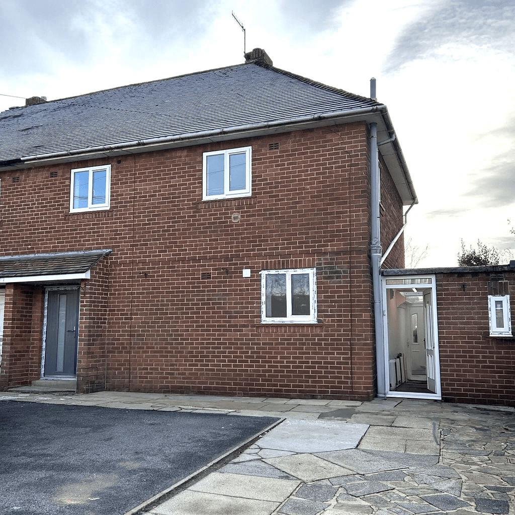 Main image of property: 16 Weston Ridge, Otley LS21 2EG