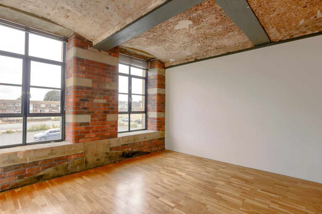 Silk Mill, Lilycroft Road, Bradford, West Yorkshire, BD9 photo 3