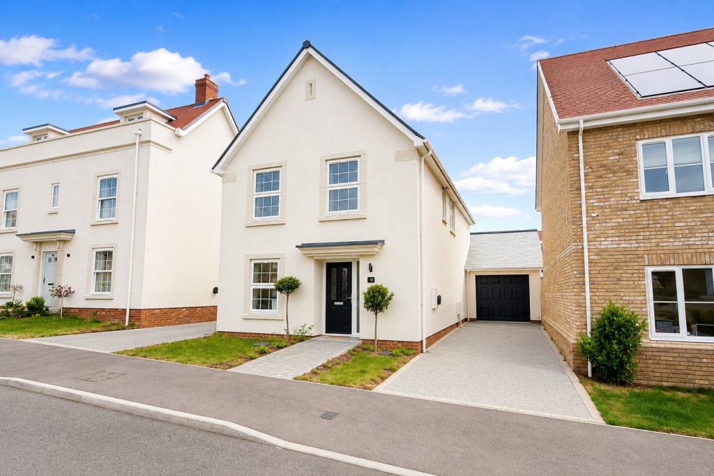 Main image of property: Windermere Way, Hanningfield Park, Rettendon Common, CM3
