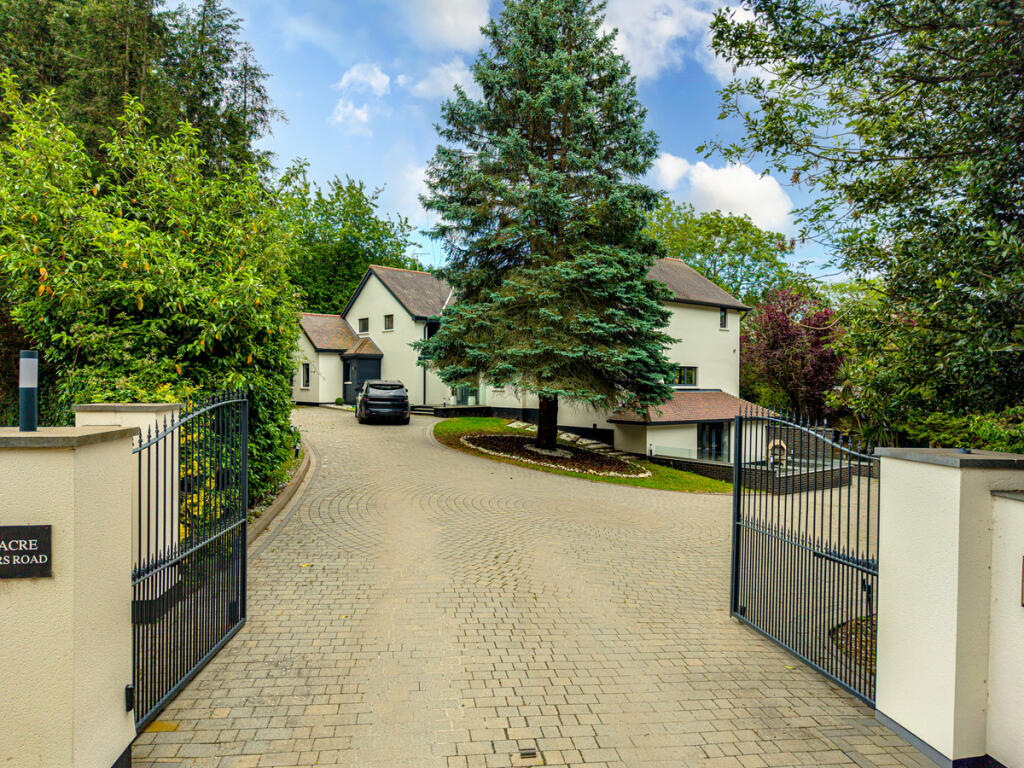 Main image of property: Bowers Road, Benfleet, SS7