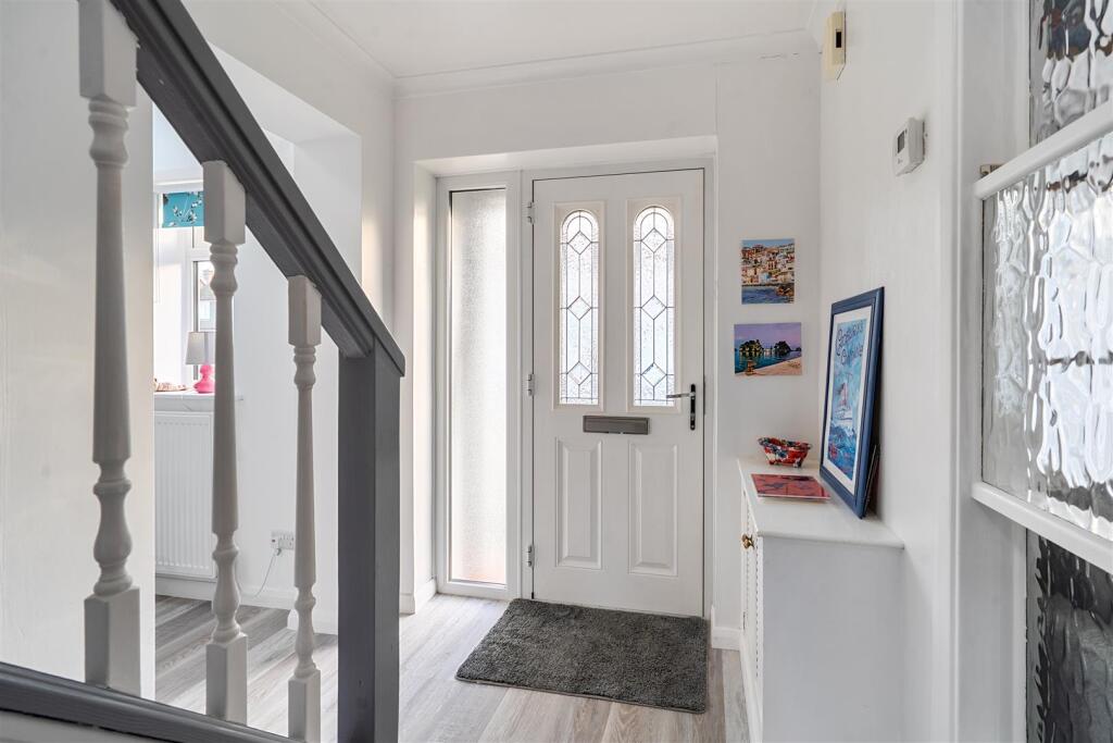 House in Berkshire RG45 6QU, Wokingham Without - View 6