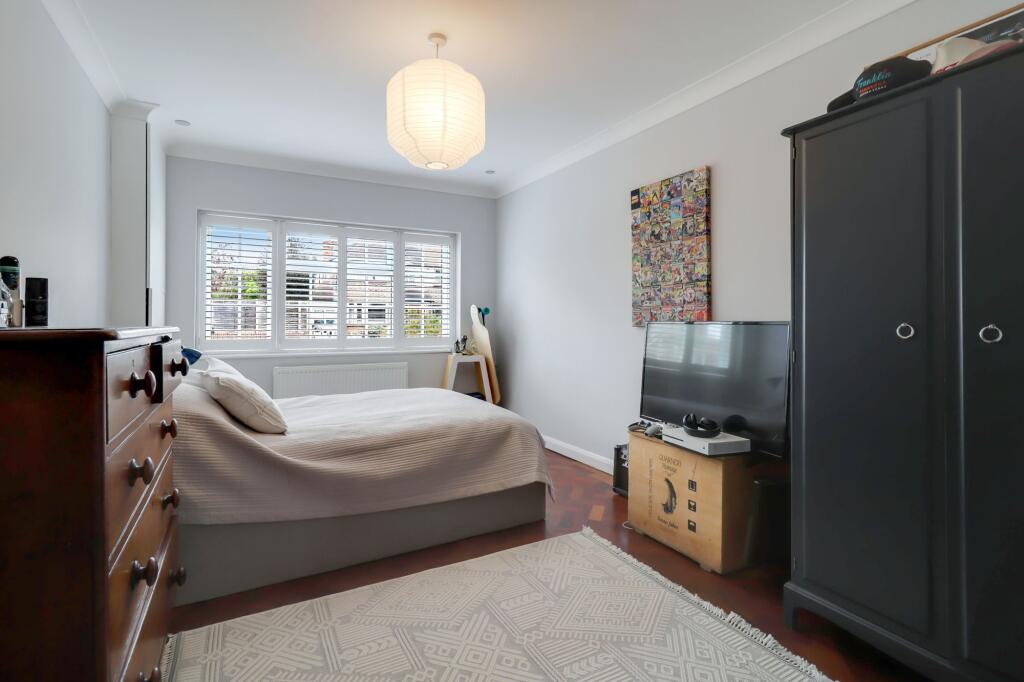 Thistledene, Thames Ditton, KT7 - More