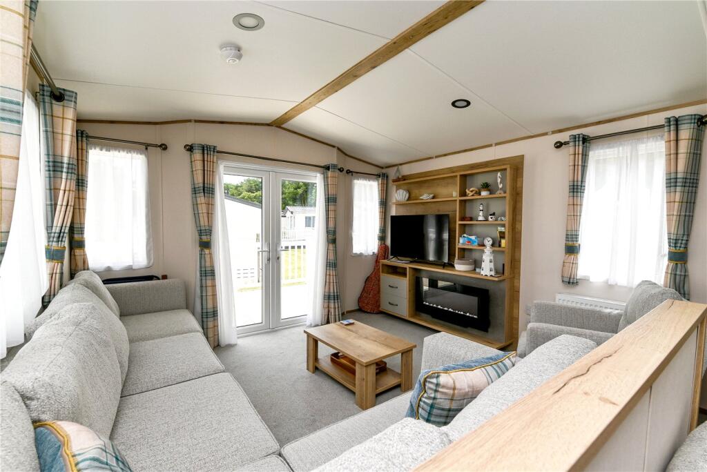 House in New Forest, New Milton - View 4