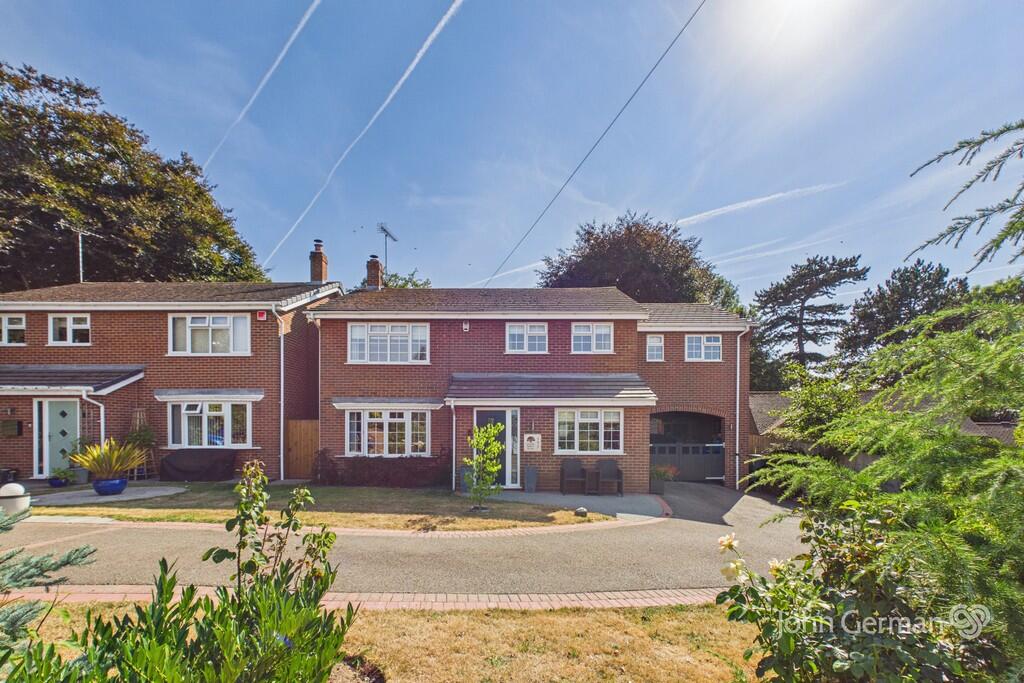 5-bed detached on Newton Road, Burton-on-Trent, £595,000