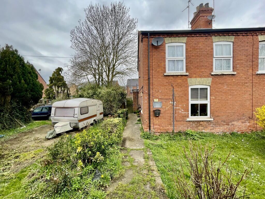 3-bed semi-detached on Main Road, Deeping St Nicholas, £180,000