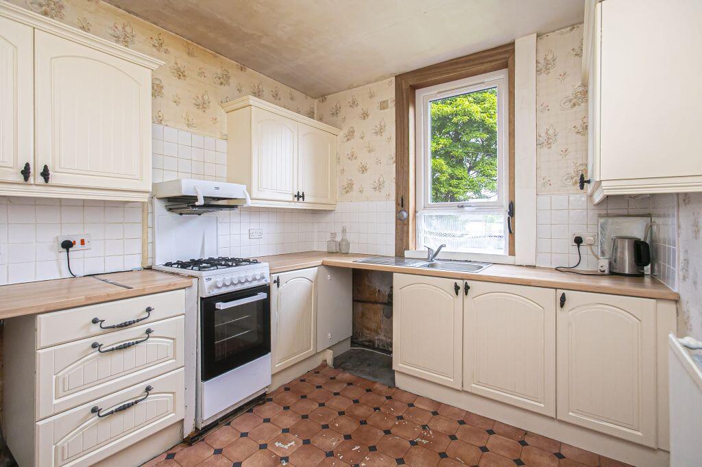 32 Blake Street, Dunfermline, KY11 4PW photo 4