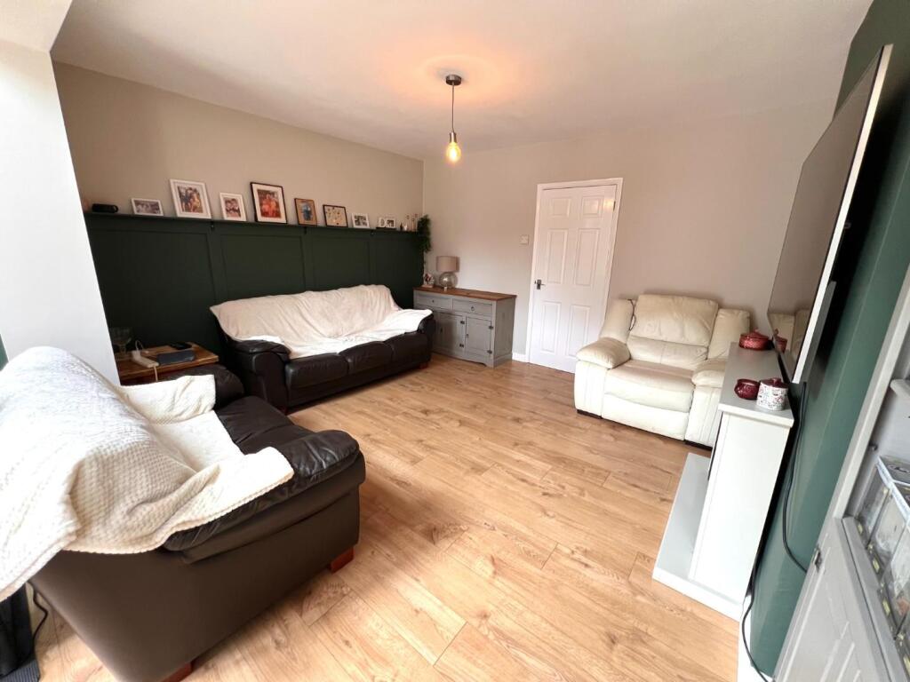Medway Drive, Kings Heath, Northampton NN5 photo 3