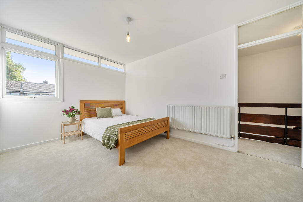 House in London - View 5