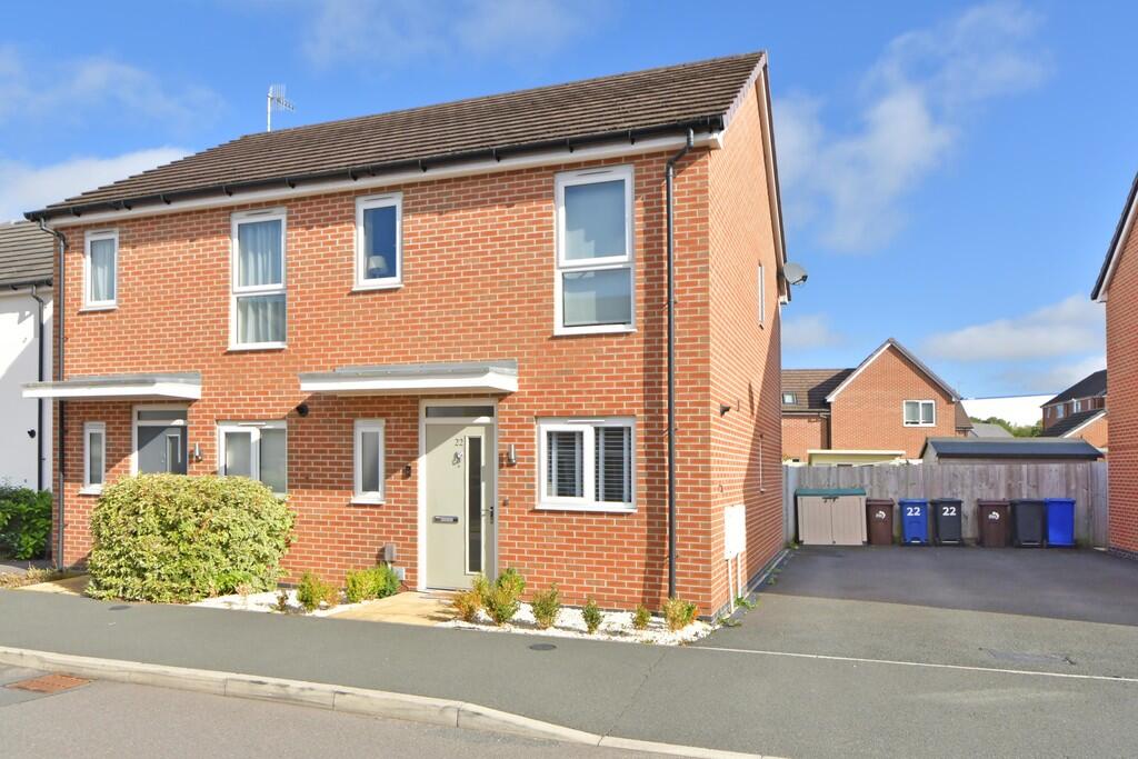 2-bed semi-detached on Harold Hines Way, Trentham, Stoke-on-Trent, £190,000