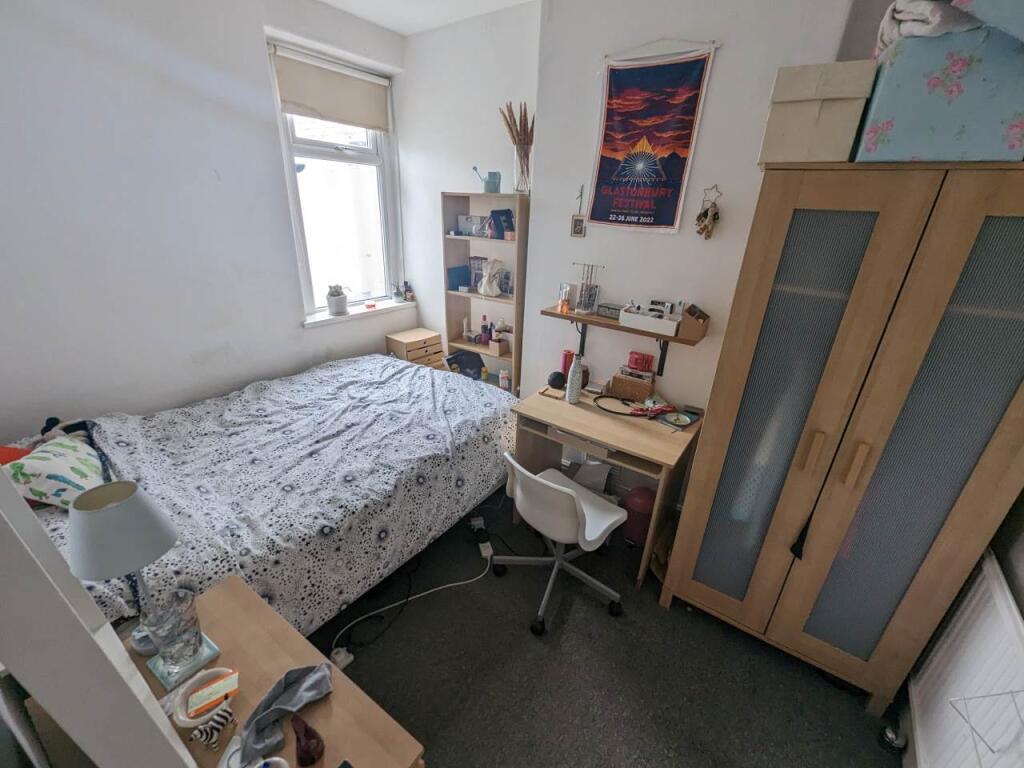 House in Cardiff - More