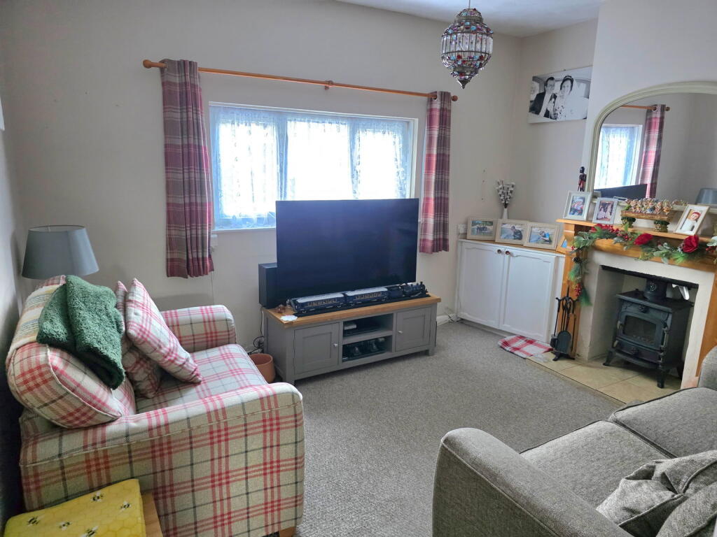 House in Ryde, Swanmore - View 2