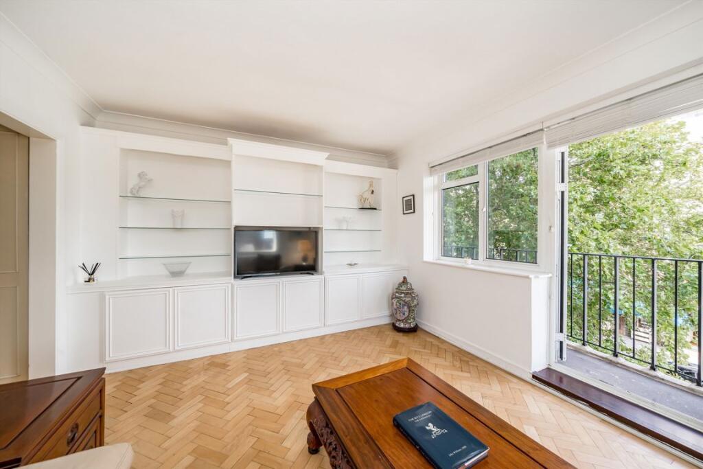 House in London - View 2