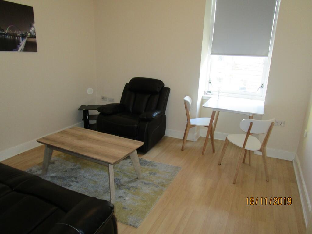 Apartment in Glasgow - View 2