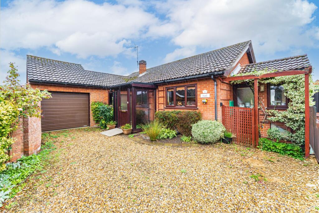 3-bed bungalow on Burgh Lane, Mattishall, £300,000