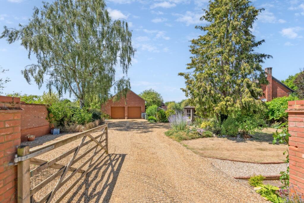 Broad Street, Clifton, Shefford, SG17 photo 4