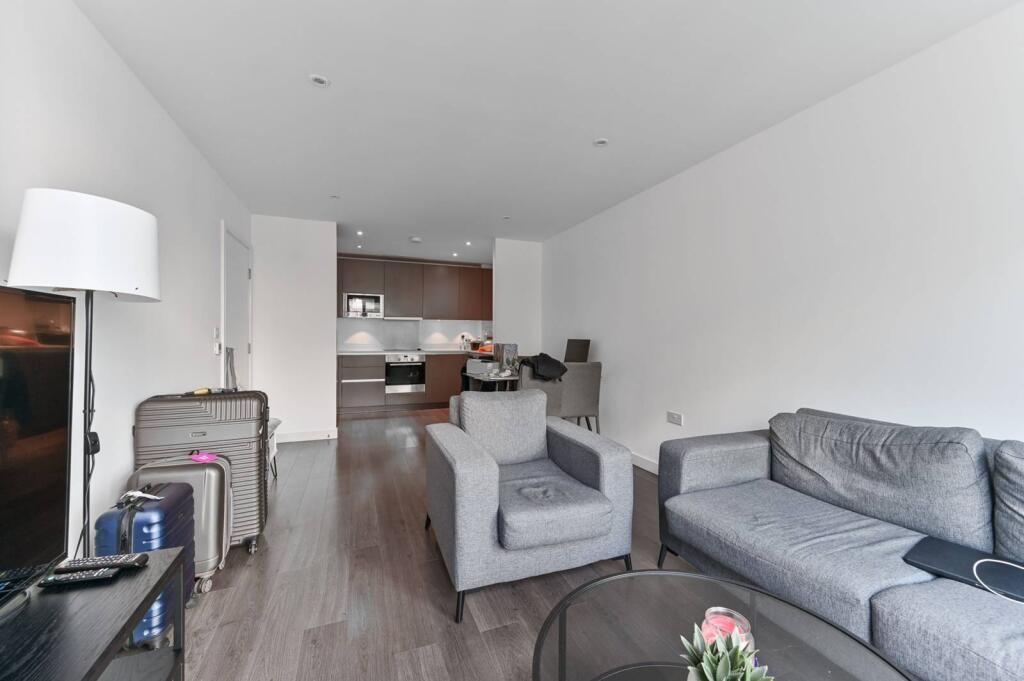 Apartment in Croydon - View 4