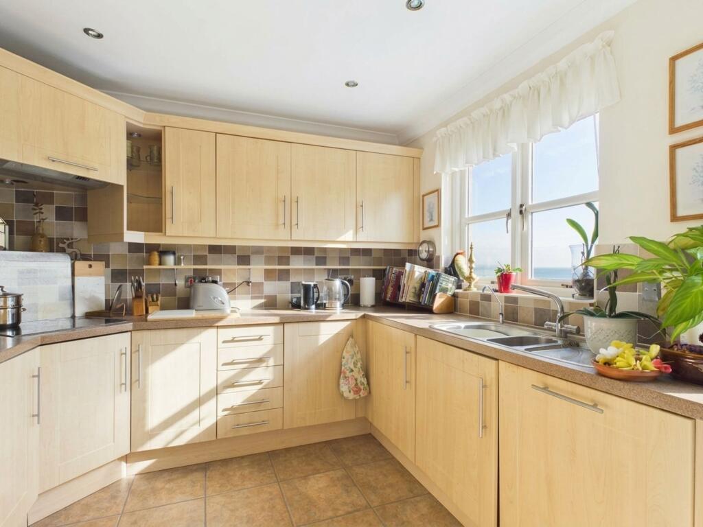 House in Grange-over-Sands, Westmorland and Furness - View 3