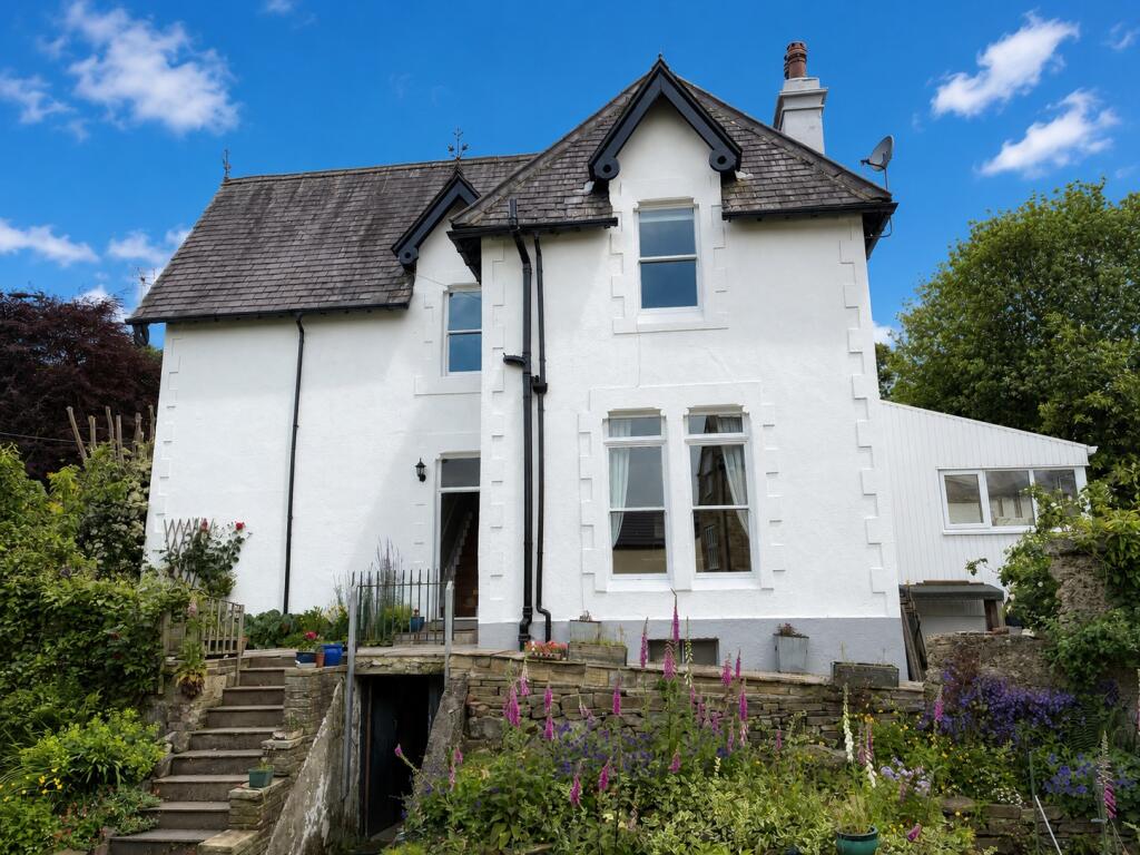 Main image of property: Green Head Lane, Keighley