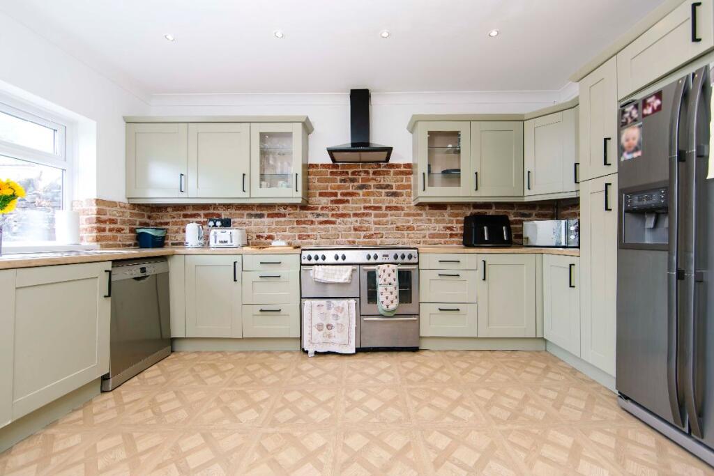 Main image of property: Field Street, Trelewis, Treharris