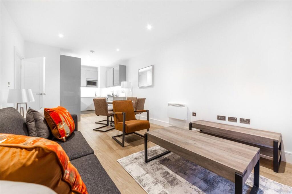 Apartment in Birmingham, Chinese Quarter, Digbeth - View 2
