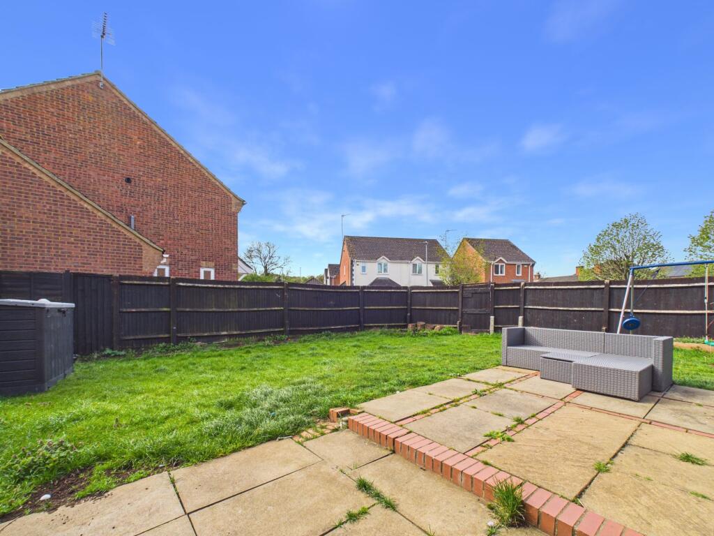House in Thrapston - More