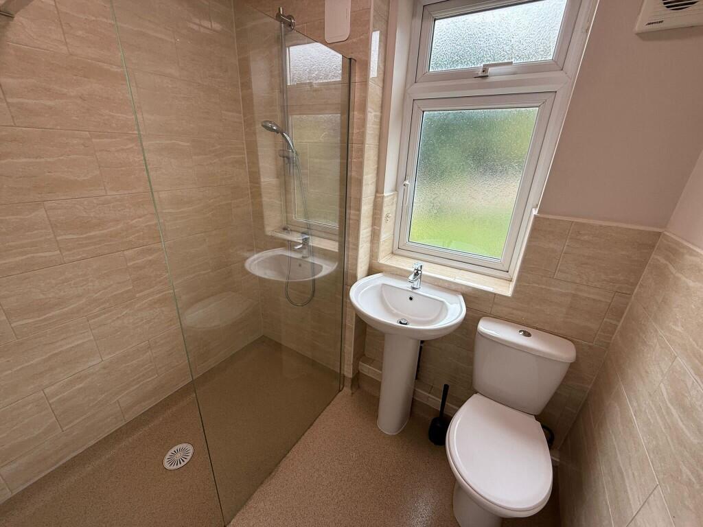 1 bedroom house share for rent