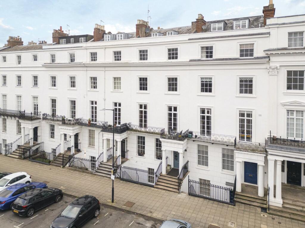 Main image of property: Clarendon Square, Leamington Spa, Warwickshire, CV32