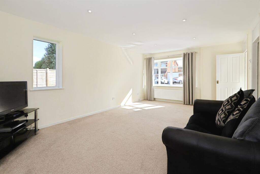 House in Dudley - View 2