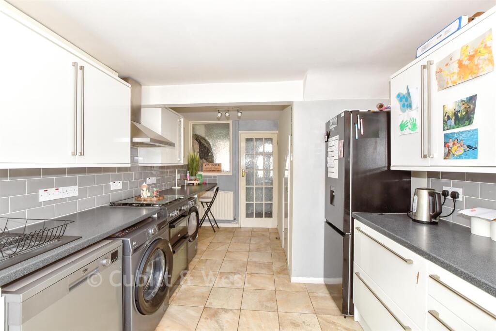 House in Portsmouth - View 3