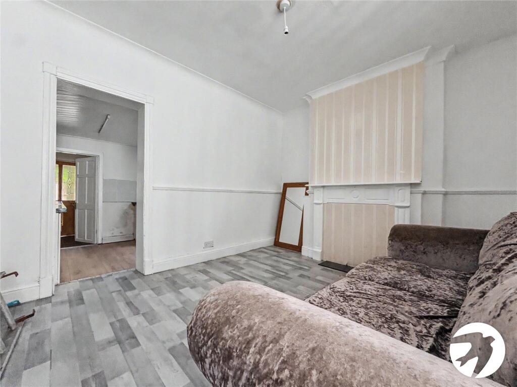 House in Gillingham, Medway - More