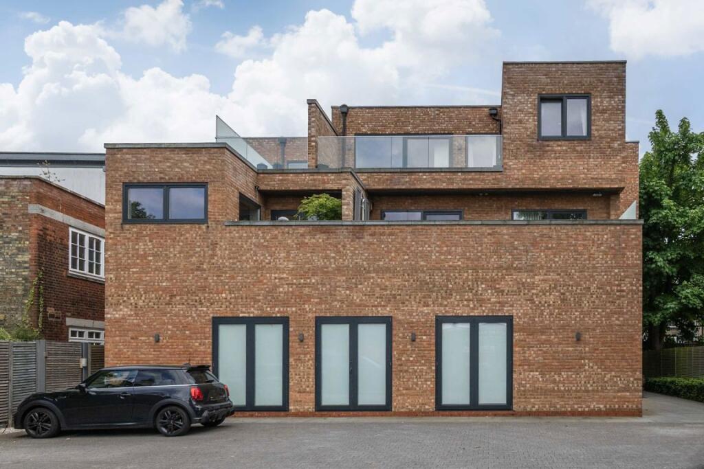 Apartment in London, Church End - View 2