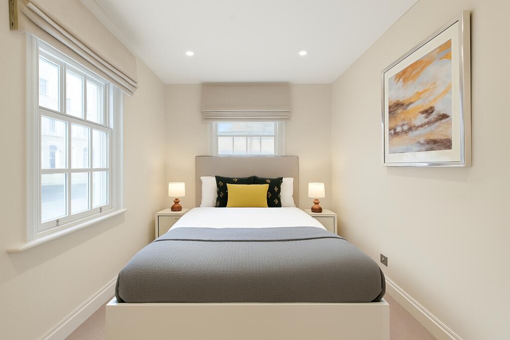 Apartment in London, Royal Borough of Kensington and Chelsea - More