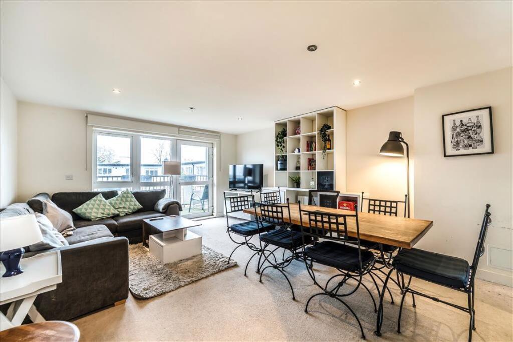 Main image of property: Limerick Close, Balham