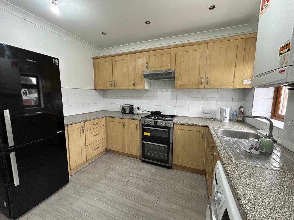 House in London - View 2