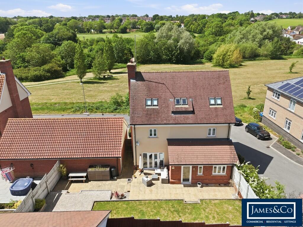 House in Uttlesford, Great Dunmow - View 2