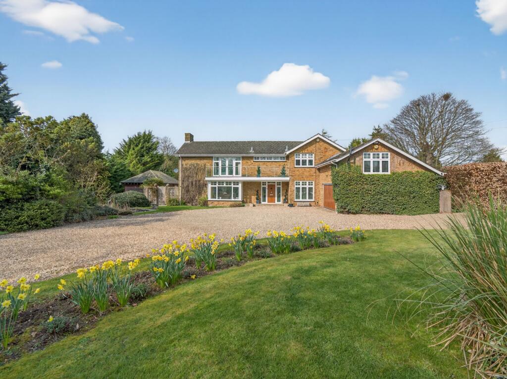 Main image of property: Butts Way, Aston Rowant, OX49