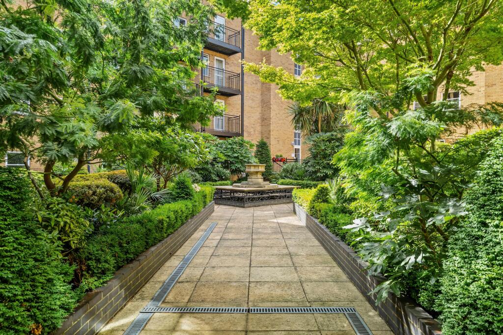 Apartment in London - View 5