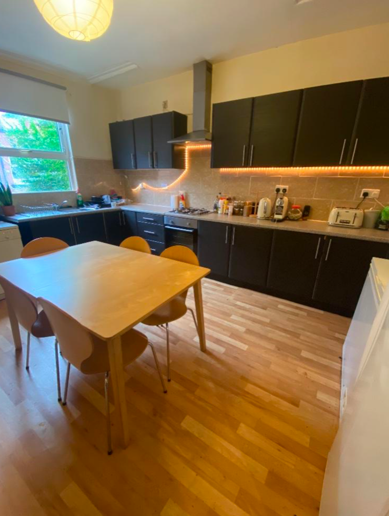 Welton Mount, Leeds, West Yorkshire, LS6 - View 5
