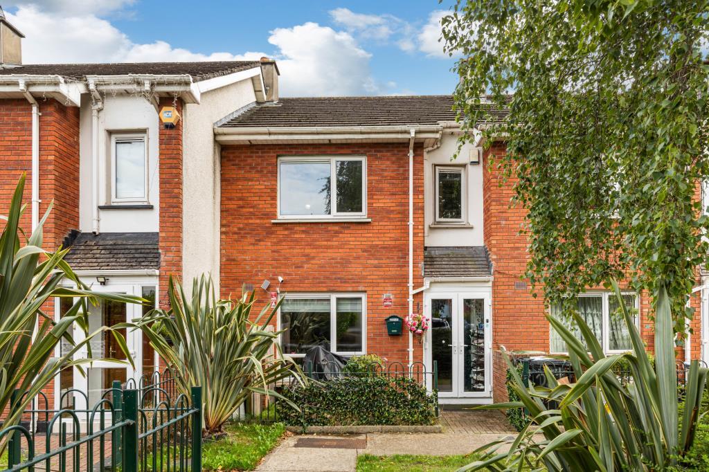 Main image of property: 252 Castlecurragh Heath, Castlecurragh, Mulhuddart, Dublin 15, D15N2F1