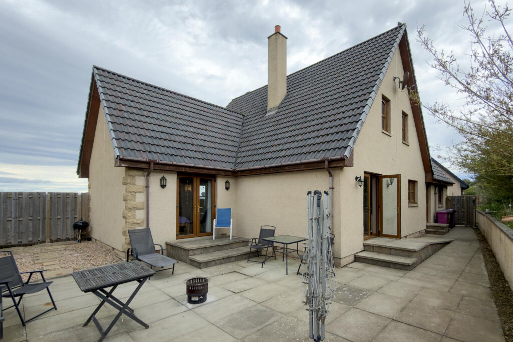 House in Portgordon, Moray - View 2