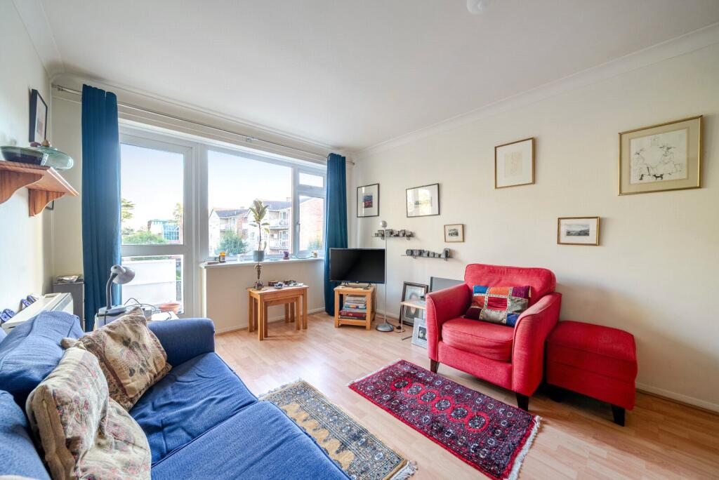 Apartment in London - View 4