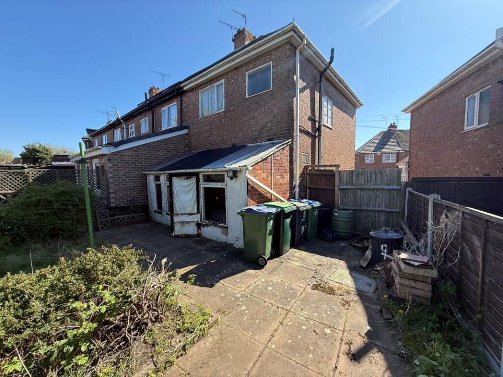 Additional image 4 of 9 St. Michaels Crescent, Oldbury, B69 4RT