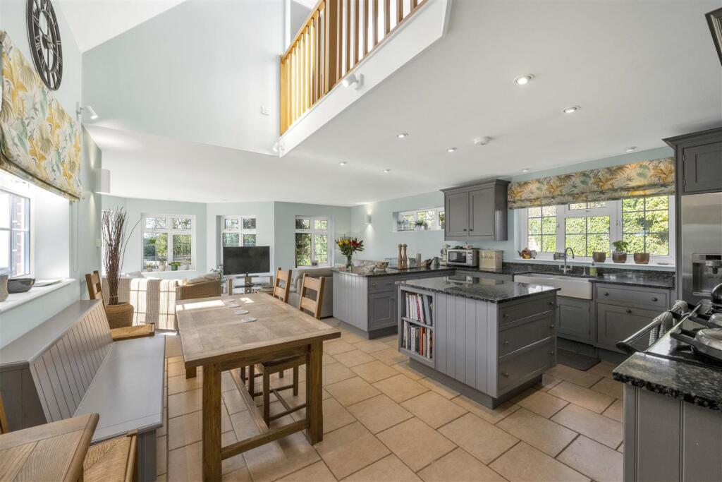 Additional image 2 of Sauncey Wood, Harpenden