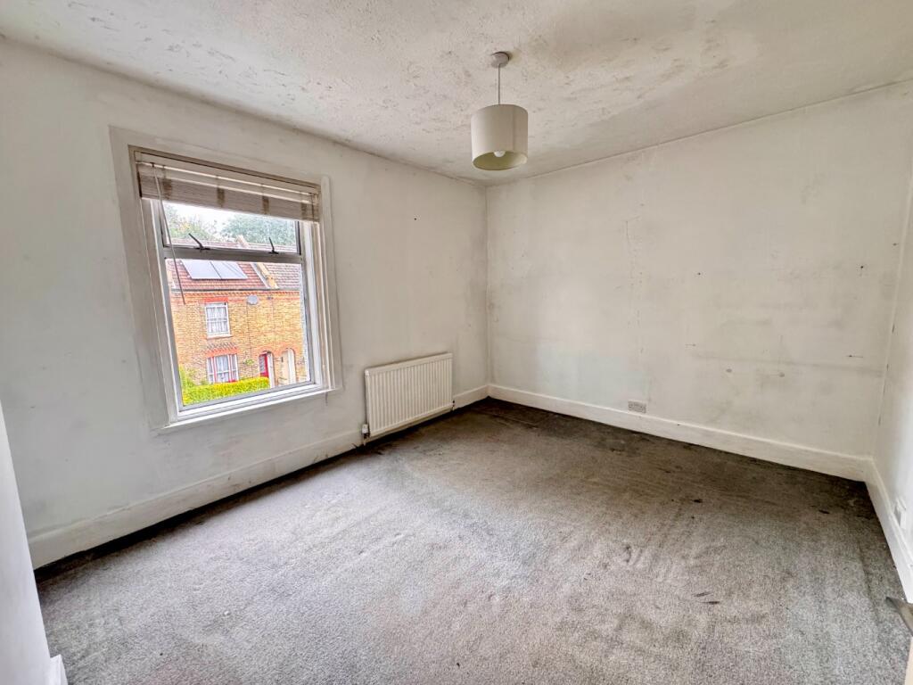 House in London - View 5