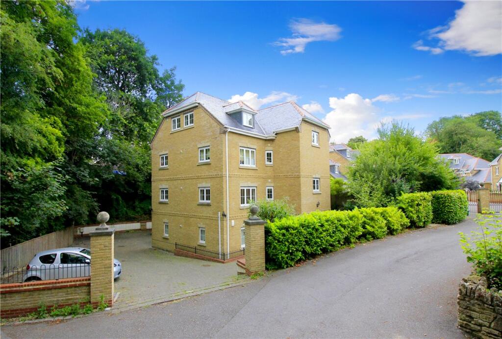 Main image of property: Amarna House, Douglas Downes Close, Headington, Oxford, OX3
